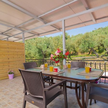 Arokaria Apartment アリカナス エクステリア 写真