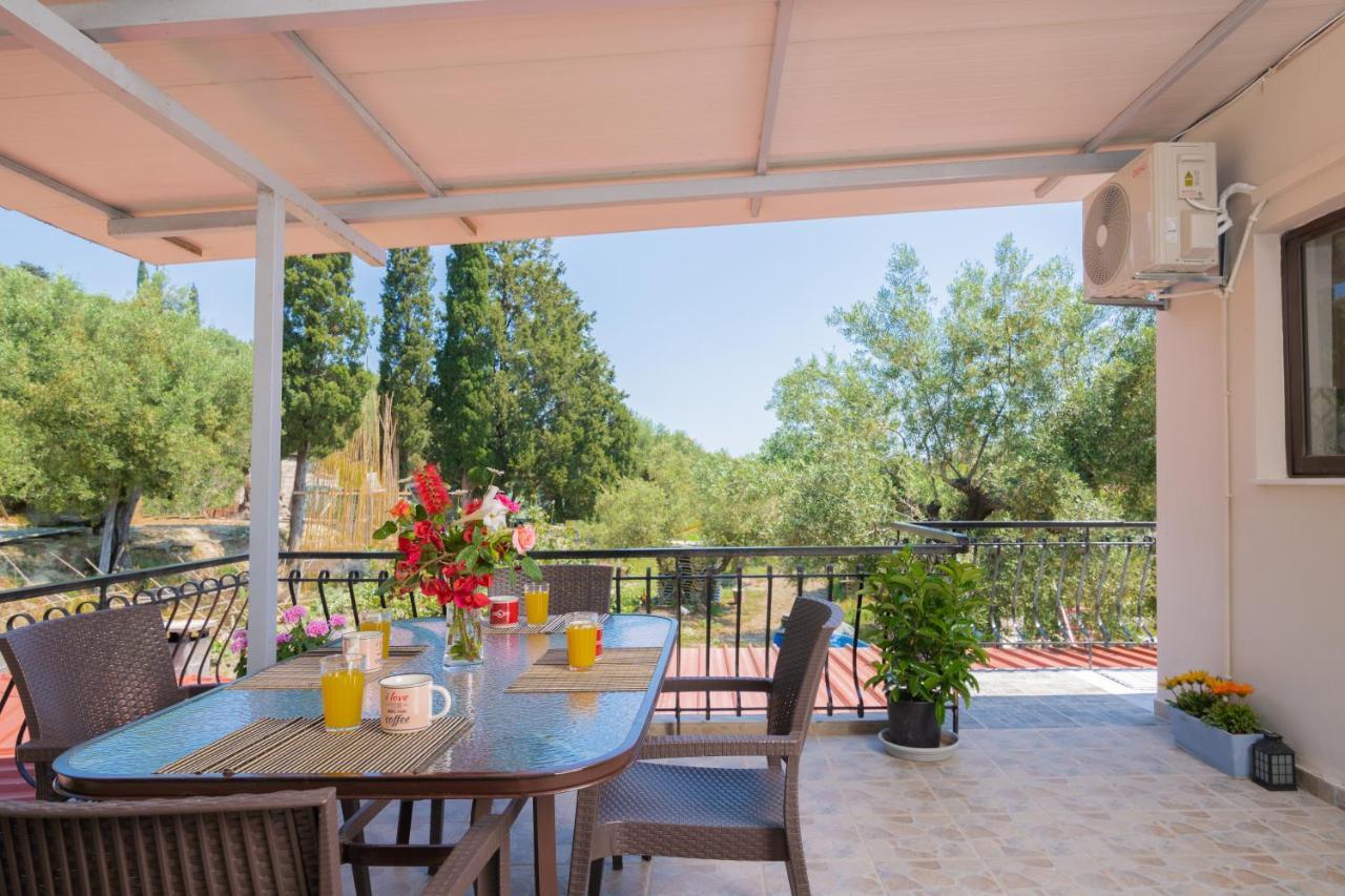Arokaria Apartment アリカナス エクステリア 写真